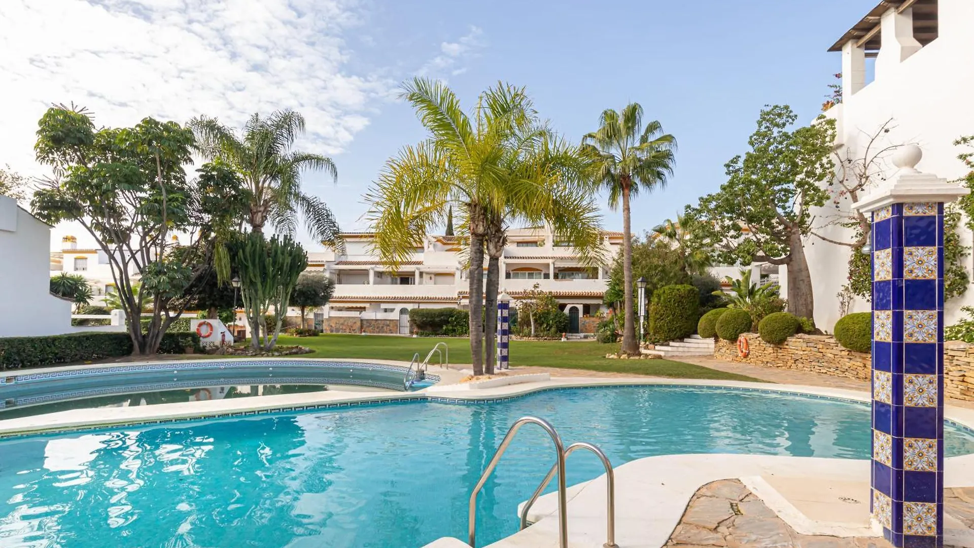 Apartamento Nagueles Starlite Marbella 0*,  Spain